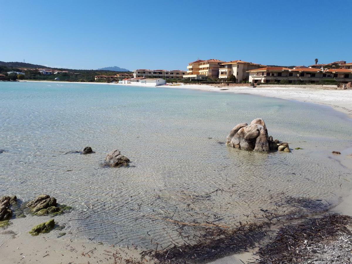 La Smeralda - Boutique Rooms And Breakfast Golfo Aranci Εξωτερικό φωτογραφία