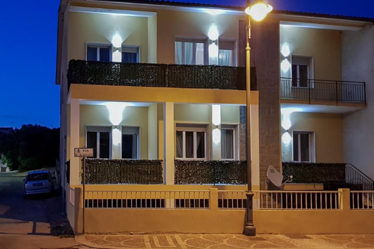 La Smeralda - Boutique Rooms And Breakfast Golfo Aranci Εξωτερικό φωτογραφία